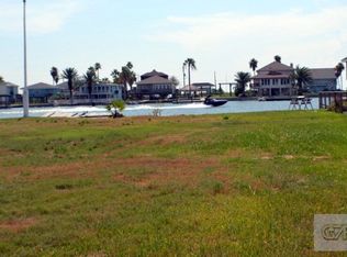 1209 Pilot Ln, Galveston, TX 77554