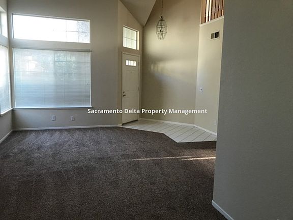 3rd image of 3735 Douglas Fir Ct