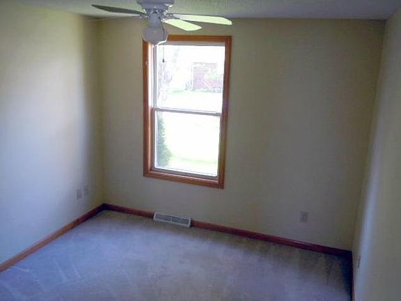 4th image of 88 Pierpont Ave
