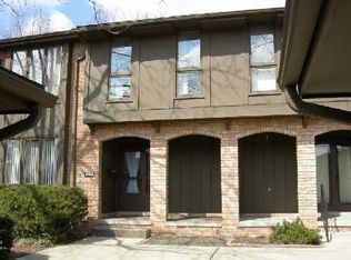 1062 Greenhills Dr, Ann Arbor, MI