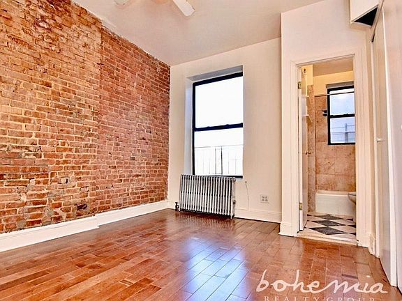 3rd image of 2194 Frederick Douglass Blvd #22