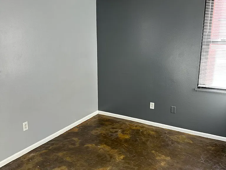 703 Wilkinson Blvd #2 — Photo 36