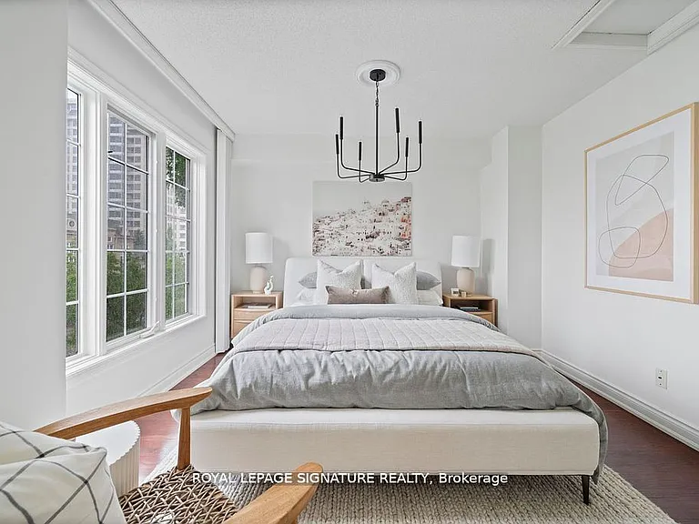 1 Rean Dr #Townhouse 9 — Photo 24