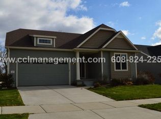 407 Sugar Maple Ln, Verona, WI 53593