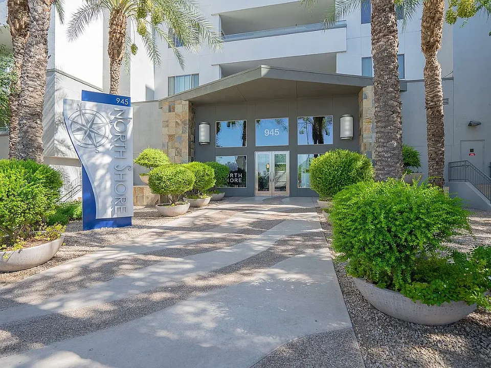 945 E Playa Del Norte Dr #2010