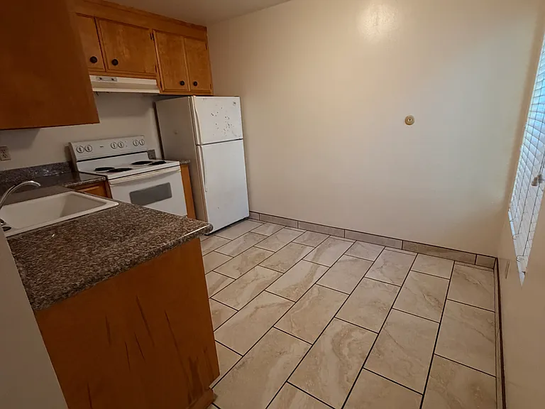 407 Cornell Ave #3 — Photo 11