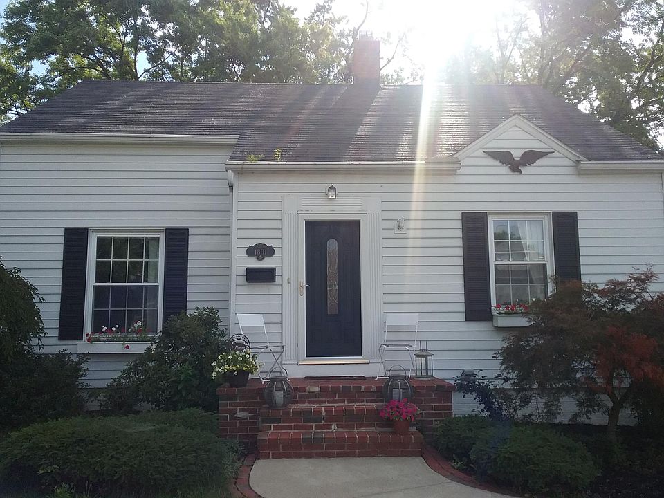 1st image of 1801 Wright Ave