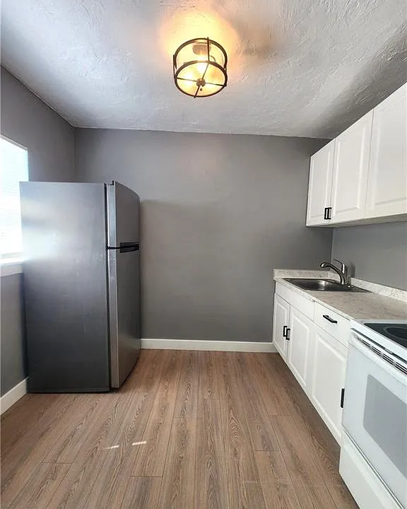 2996 Francis Ave #4