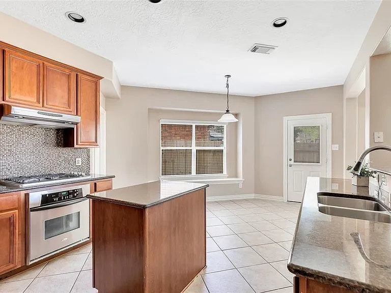 13019 Chandler Chase Ct — Photo 15