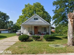 22595 Curie Ave, Warren, MI 48091