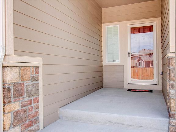2nd image of 6167 San Mateo Dr