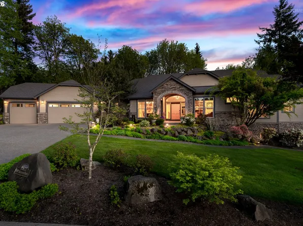 9522 NW Skyview Dr, Portland, OR 97231