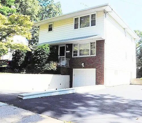 4th image of 29 Woodland Rd Floor 2