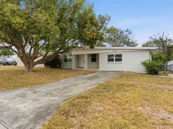 1304 Tuscola St, Clearwater, FL 33756