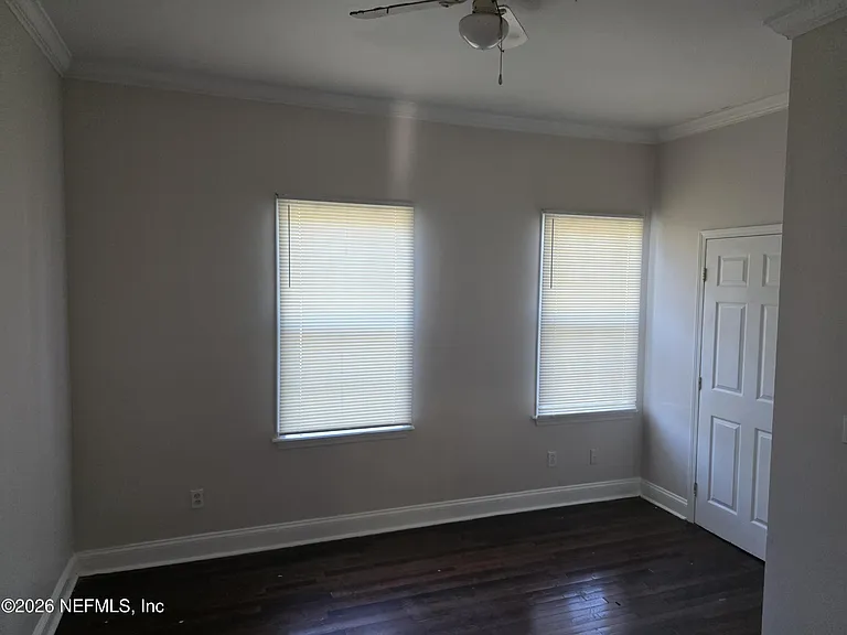2039 Franklin St — Photo 6