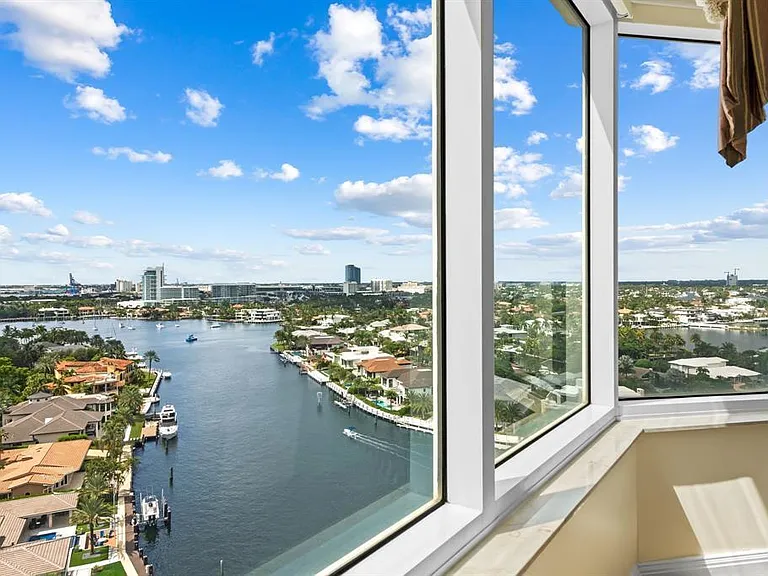 3055 Harbor Dr #1603 — Photo 15