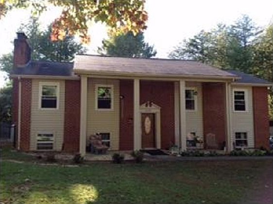1st image of 1620 Woodridge Dr