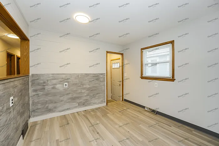 37 W Ralston Ave — Photo 6