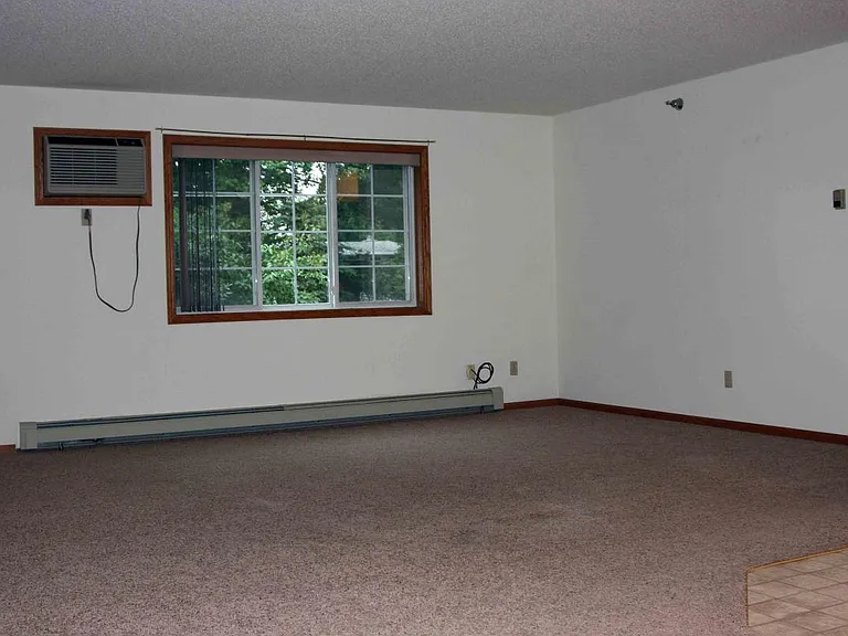 500 Belle Ave — Photo 19