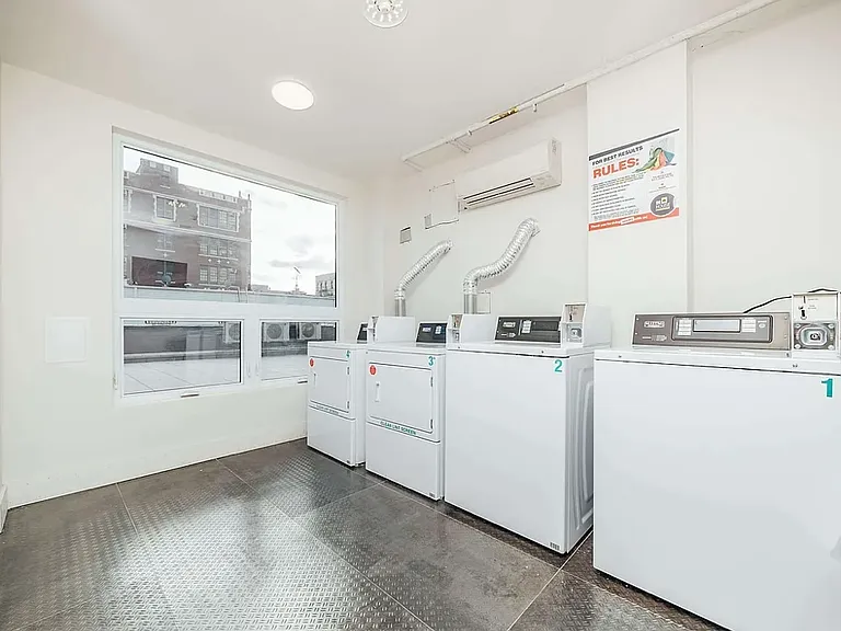 240 Stagg St #3D — Photo 16