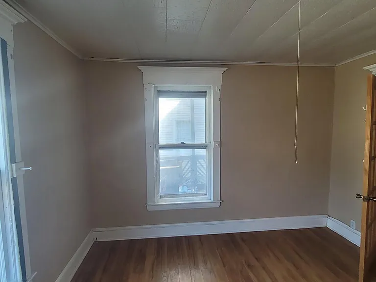 533 Prescott St — Photo 11