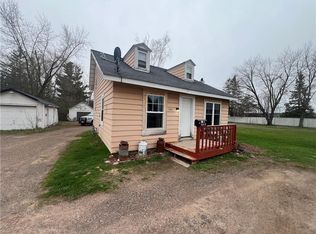 808 E 3rd St N, Ladysmith, WI 54848