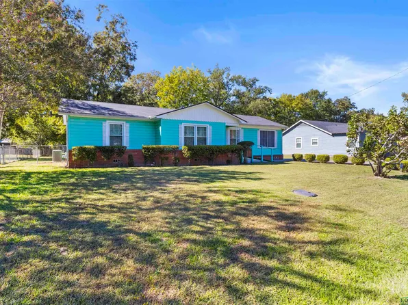 1823 Garland St, Longview, TX 75602