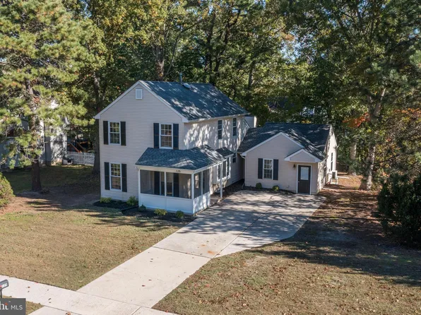 125 Ebbetts Dr, Atco, NJ 08004