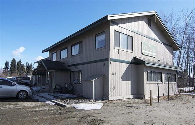 1st image of 192 Palace Cir APT D4