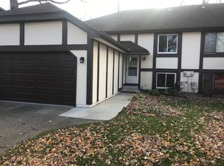 15225 Buchanan Ct, Eden Prairie, MN 55344