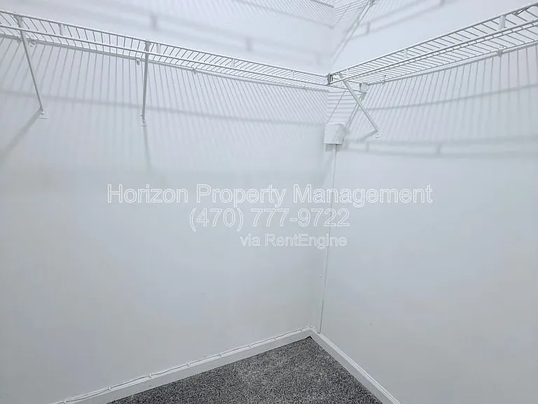 51 Hampton Dr — Photo 13