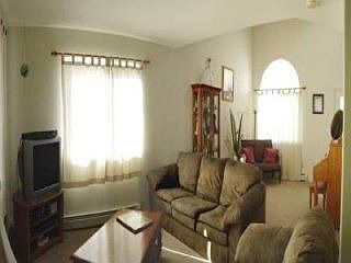 2nd image of 510 1/2 Sunnyglade St
