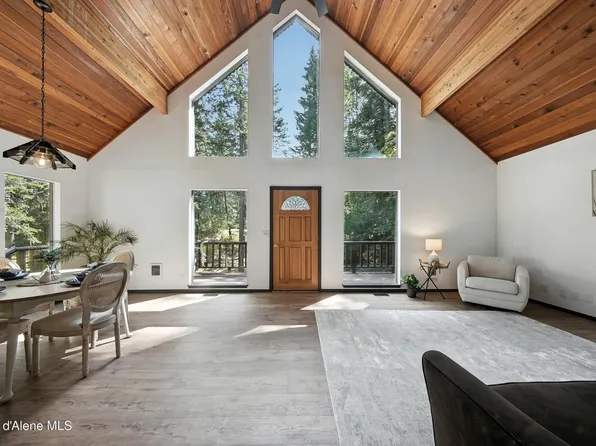 18400 W Holiday Way, Hauser, ID 83854