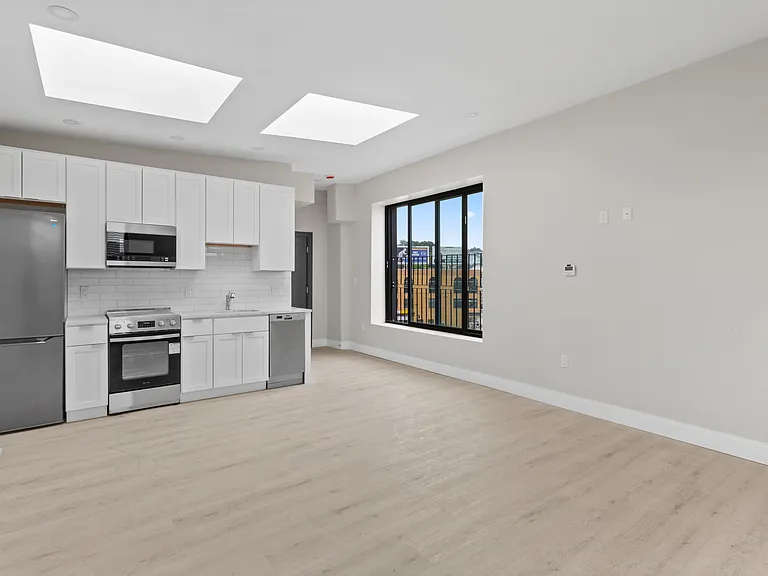 Tavolo Lofts — Photo 26