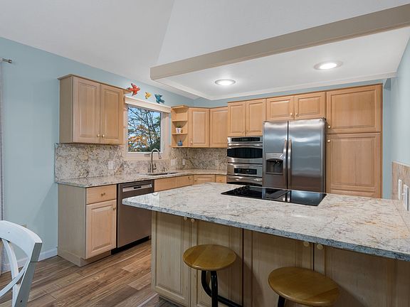5th image of 2243 E Timberlane Dr