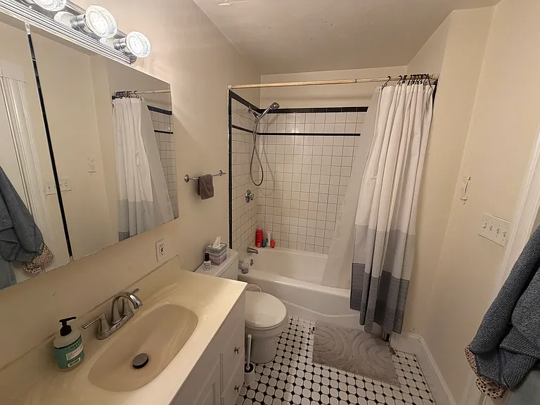 73 Gore St #2E — Photo 13