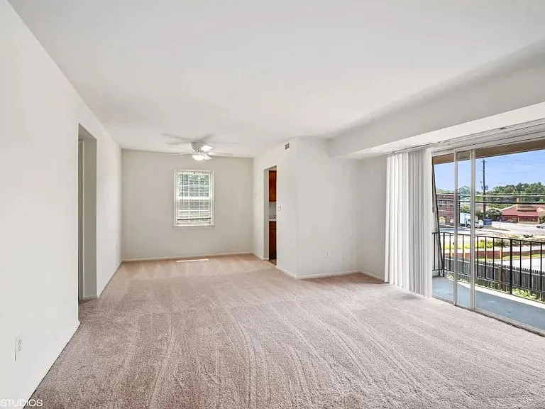 Large living space with plenty of room for large furniture