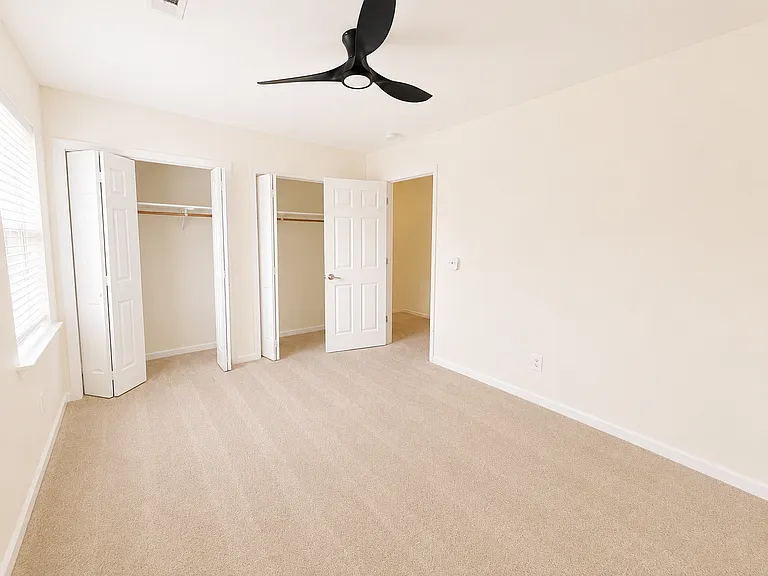 504 Lowndes Hill Rd #B — Photo 13