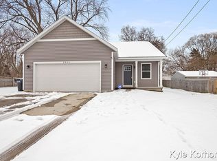 3900 Burlingame Ave SW, Wyoming, MI 49509