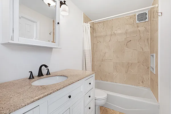 Sold by Compass | media 7