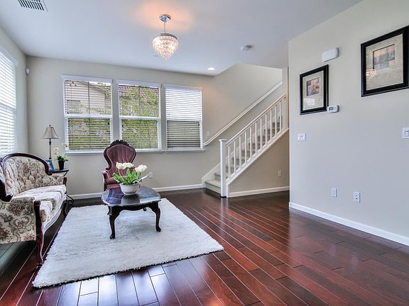 5th image of 687 Celadon Cir Unit 2