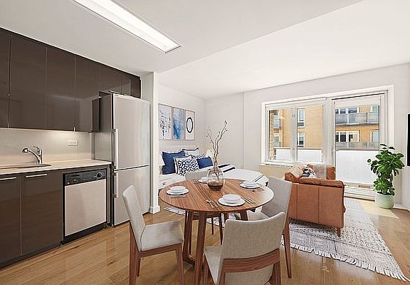 3rd image of 41-18 Crescent St #9G