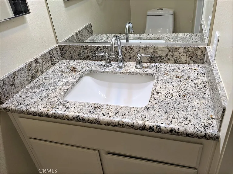 17330 Chatsworth St #9 — Photo 7