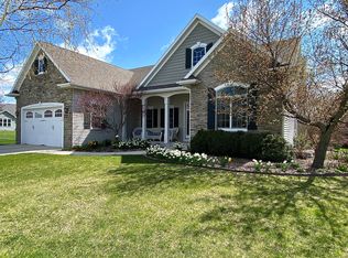 1223 Greystone Dr, Plymouth, WI 53073