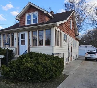 2221 Rupert BOULEVARD, Racine, WI, 53405
