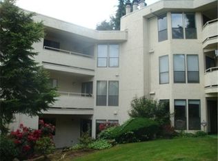 15255 Sunwood Blvd APT A21, Tukwila, WA 98188