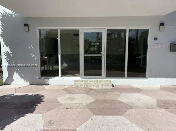 7900 Camino Cir, Miami, FL
