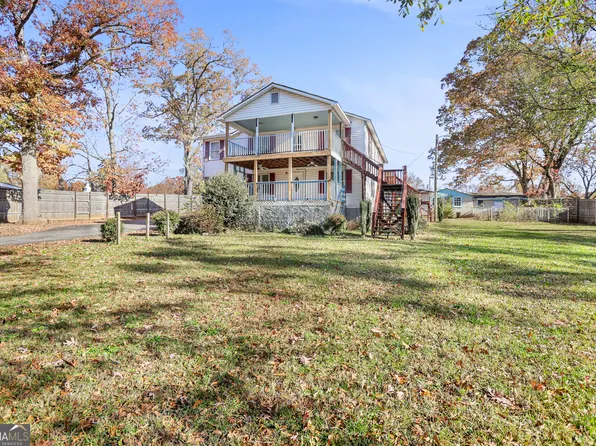 492 Pine Rd, Newnan, GA 30263