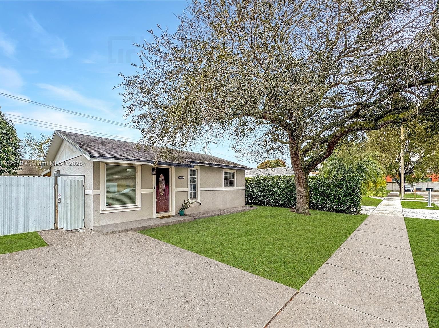 ワンダーHOUSE 2631 N 72nd Way, Hollywood, FL 33024 | Zillow