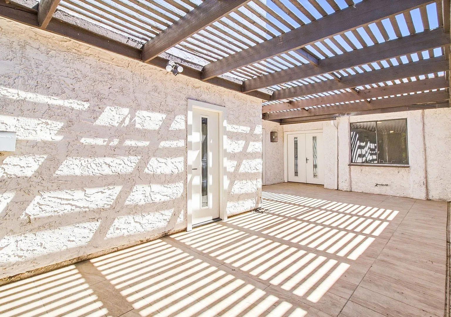 Gated 3-Bedroom Townhome with Fireplace, Patio & 2-Car Garage — Photo 4